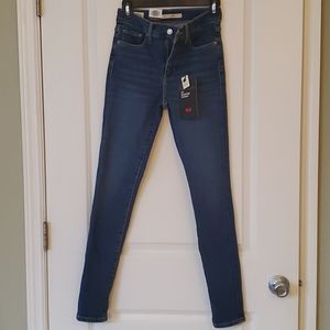 NWT Levi's 311 Shaping Skinny Jeans